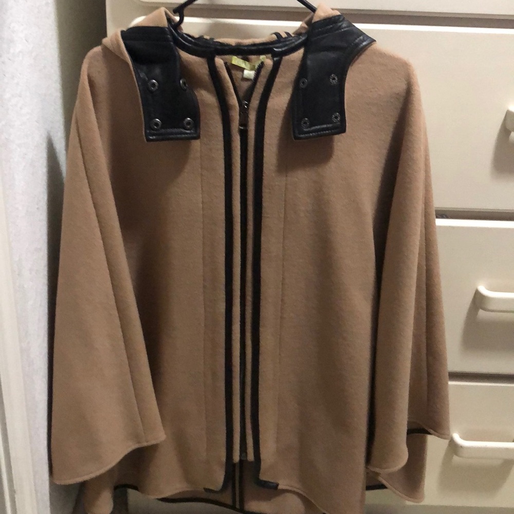 Gianni Bini Poncho